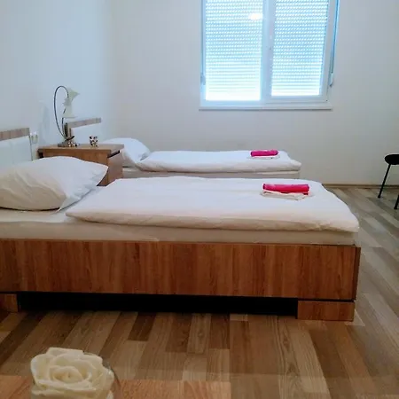 Apartmani Mostar 아파트